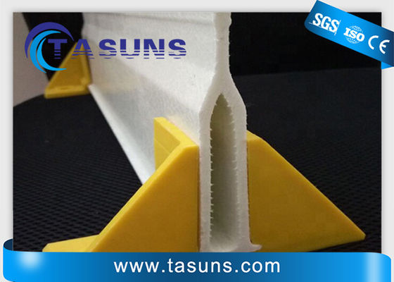qualidade  Triangle Shaped Fiberglass Profile Pultruded Composite Beams For Truss Support fábrica